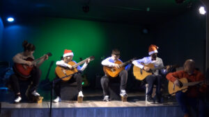 FOTO 800x450.00 00 52 23.Still337