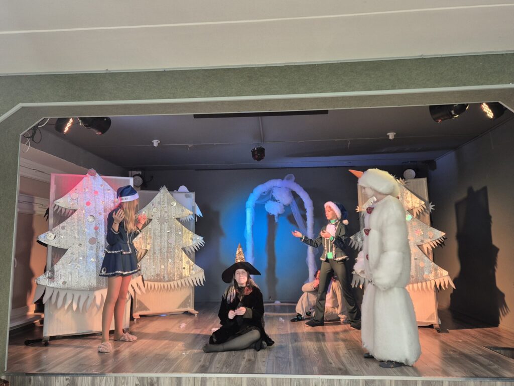 Šventinę nuotaiką kūrė nuotaikingi kalėdiniai spektakliai 2